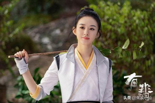 娱乐吃瓜君毛晓彤,从分手风波到独立自强，娱乐圈的励志女神