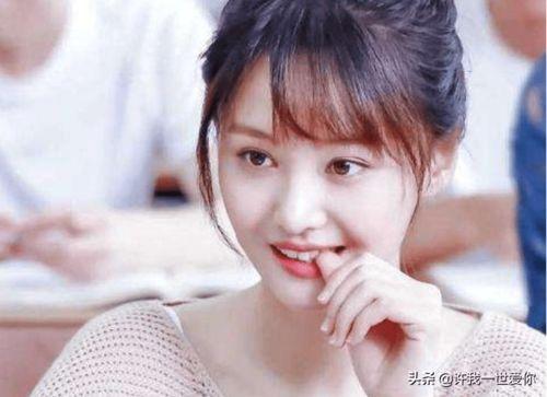 娱乐吃瓜小妹子视频,明星幕后趣事与搞笑瞬间